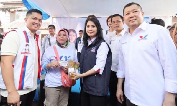 Bazar Murah Perindo di Manggarai Selatan, Warga Puji HT: Ramah dan Merakyat!