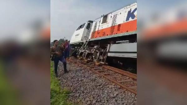 KA Pandalungan Anjlok Di Stasiun Tanggulangin, KAI Minta Maaf