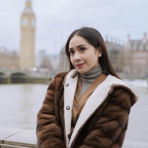 Screenshot 20240115 064414 Instagram Deretan artis punya uang belanja fantastis. (Foto: instagram)