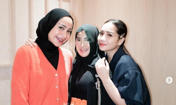 Selebgram Ira Nandha Masuk Circle Nagita Slavina, Netizen: Rezeki Istri ...