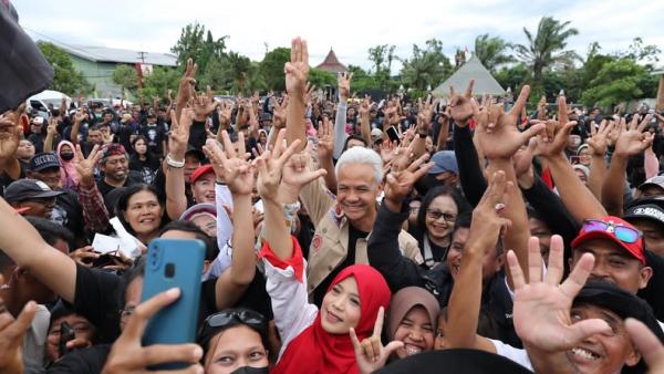 Ganjar Dapat Julukan Jimat Nuswantoro dari Relawan Madiun Raya, Ini Filosofinya