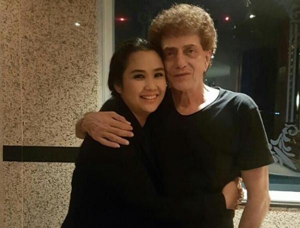 IMG 20240119 WA0001 Wanita menikahi musisi yang berusia lebih tua. (Foto: instagram)