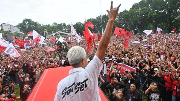 Capres nomor urut 3 Ganjar Pranowo di manado Capres nomor urut 3 Ganjar Pranowo saat berkampanye di Manado, Sulawesi Utara, Kamis (1/2/2024). (Foto: Istimewa)