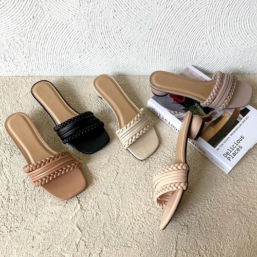 Produk Dushishoes Shopee Salah satu produk Dushishoes. (Foto: dok Instagram @dushishoesss)