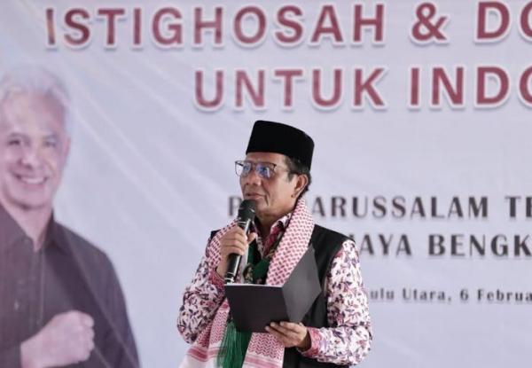 Kunjungi Ponpes di Bengkulu Utara, Mahfud MD Komitmen Sejahterakan Guru Ngaji