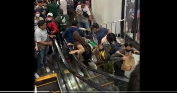 Eskalator di Stasiun Manggarai rusak, Rabu (21/2/2024) (Foto: ist)