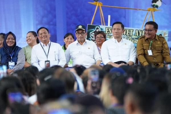 PNM Mekaar Manado Kunjungan ke nasabah PNM Mekaar di GOR Dua Saudara, Kota Bitung, Manado, Sulawesi Utara. (Foto: dok PNM)
