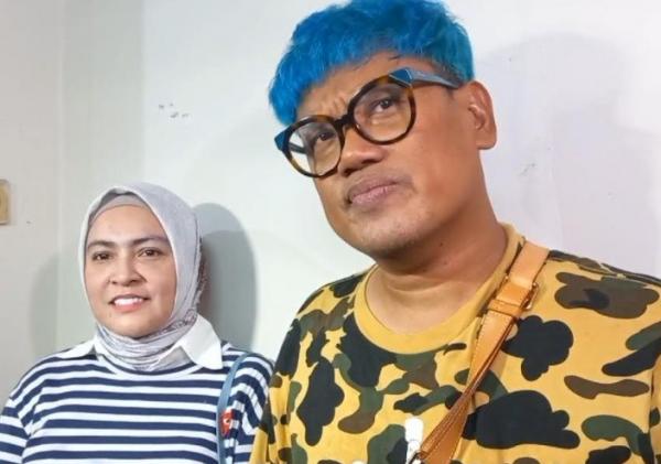 Artis nyaleg bareng istri. (foto: Instagram)