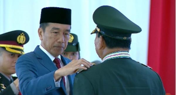 Prabowo Resmi Terima Anugerah Jenderal TNI Kehormatan