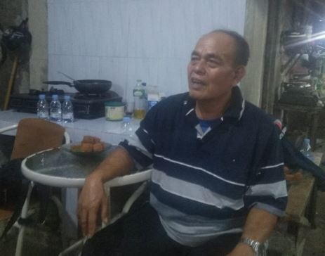 Pengusaha tahu asal Ciamis, Osid Rosid berkisah tentang awal memulai usaha di CIpayung, Jakarta Timur. (Foto: iNews.id)