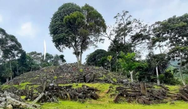 Archaeological Prospection Cabut Status Gunung Padang Sebagai Piramida ...