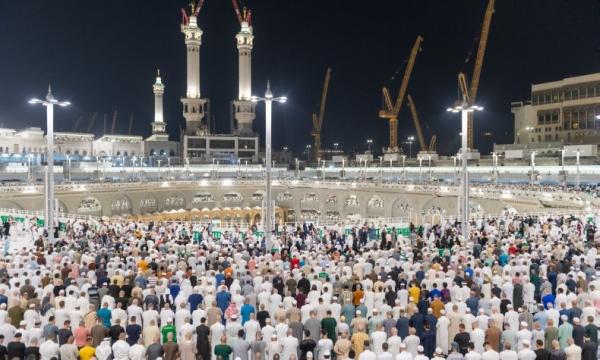 Jemaah Umrah Membeludak, Warga Makkah Diminta Minggir Dulu dari Masjidil Haram