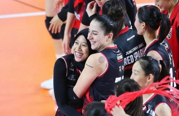 Giovanna Milana Megawati Hangestri 3 Giovanna Milana sangat akrab dengan Megawati Hangestri di Red Sparks. (Foto: Instagram @gia__day)