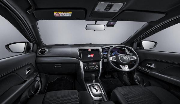 Interior Rush GR Sport