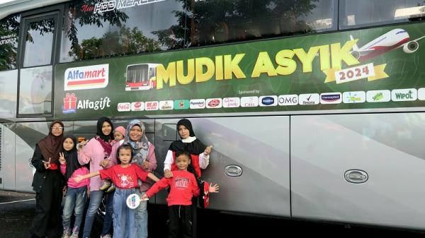 Peserta mudik gratis Alfamart Alfagift. (Foto: dok Alfamart)