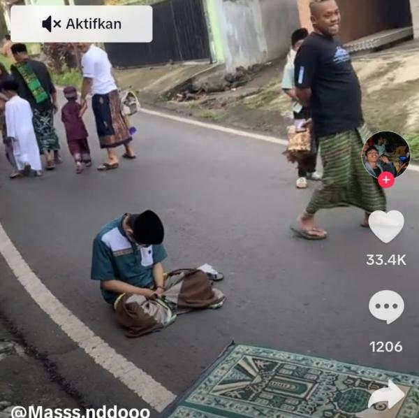 WhatsApp Image 2024 04 11 At 10 09 07 AM 1 Momen lucu dan unik di Lebaran hari pertama. (foto: TikTok)