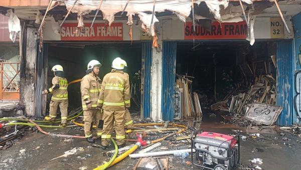 144 Kebakaran Terjadi di Jakarta selama Ramadhan, Paling Banyak di Jaktim