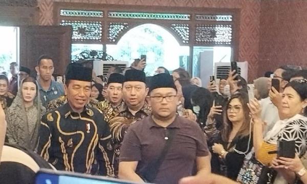 Presiden Jokowi Melayat ke Rumah Duka Mooryati Soedibyo di Menteng Jakpus