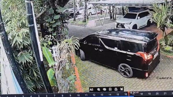Rekaman CCTV Detik-detik Anggota Polresta Manado Brigadir RAT Bunuh Diri
