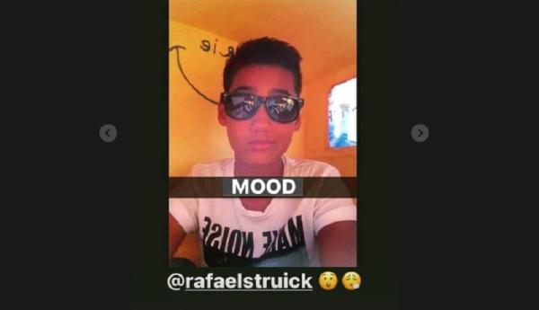 Striker Timnas Indonesia Rafael Struick diledek Ragnar Oratmangoen usai merobek gawang Korea Selatan dua kali di Piala Asia U-23 2024. (Foto: IST)