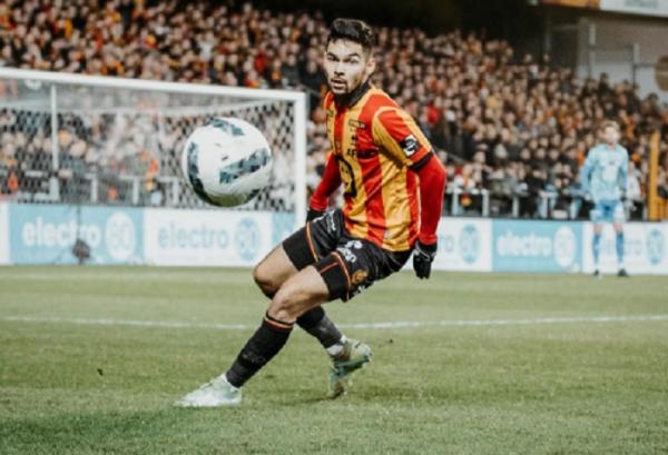 Bek Timnas Indonesia Sandy Walsh bermain penuh saat klubnya KV Mechelen membantai OH Leuven. (Foto: Instagram/sandywalsh)