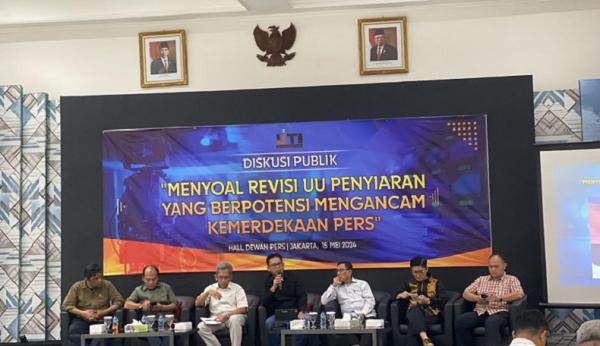 Dewan Pers Ungkap Ada Oknum di DPR Masukan Pasal untuk Berangus Kebebasan Pers