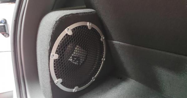 Xpander Cross Elite 1