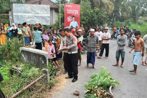 Tragis, 2 Gadis di Lombok Tengah Tewas Terlindas Truk usai Jatuh dari Motor