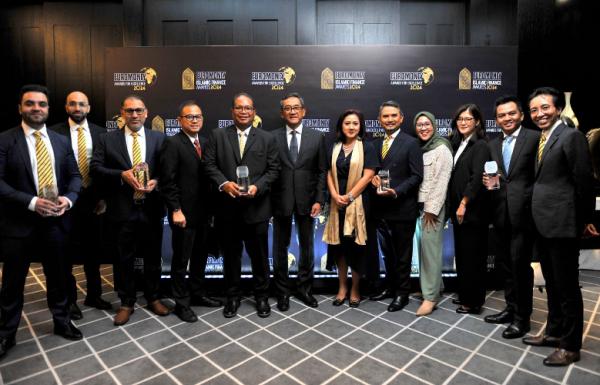 PNM dalam Euromoney’s Islamic Finance Awards 2024, Rabu (22/5/2024) waktu Dubai. (Foto: dok PNM)