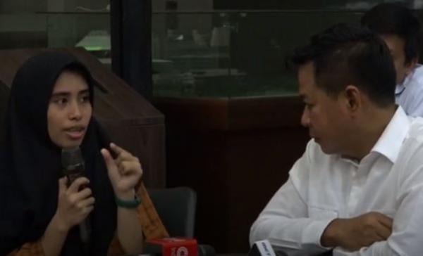 Calon mahasiswi USU Naffa Zahra bertemu dengan pihak rektorat USU terkait UKT. (Foto: iNews)