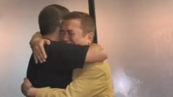 Viral Kakak-Adik Bertemu Lagi usai 18 Tahun Berpisah, Bermula Prank Endingnya Haru