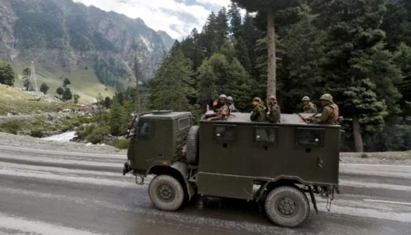 Bus Dinaiki Peziarah Hindu Masuk Jurang Tewaskan 10 Orang, India Salahkan Pakistan