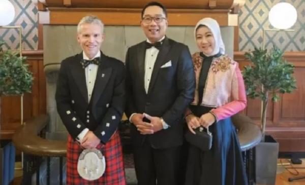 Ridwan Kamil Terima Gelar Doktor Honoris Causa dari University of Glasgow