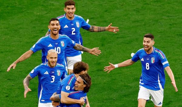 Timnas Italia Timnas Italia menang comeback 2-1 atas Albania pada matchday pertama Grup B Euro 2024 di Signal Iduna Park, Minggu (16/6/2024) dini hari WIB. (Foto: REUTERS/Piroschka Van De Wouw )