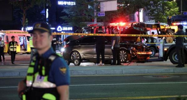 Mobil Seruduk Pejalan Kaki di Seoul Korsel, 6 Orang Tewas 8 Luka