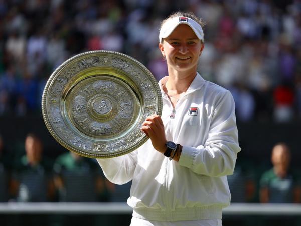 Petenis Ranking 32 Dunia Barbora Krejcikova Juara Wimbledon 2024!