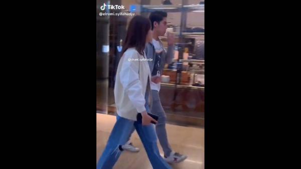 Syifa Hadju dan El Rumi Jalan Bareng