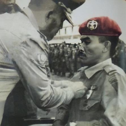 Agus Hernoto, prajurit Kopassus yang menolak membocorkan rahasia saat Operasi Banteng Ketaton 1982 meski harus kehilangan satu kakinya. (Foto: Dok B H Hernoto)