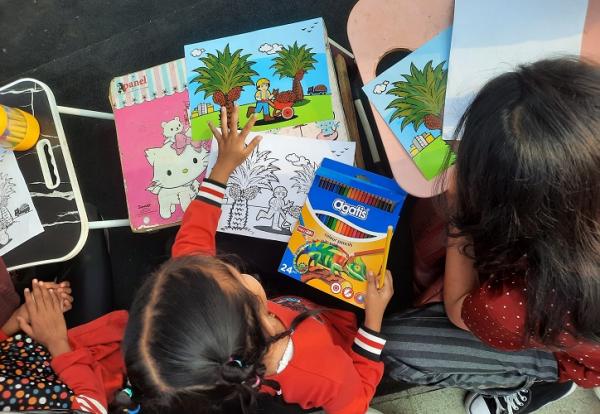 Lomba mewarnai anak-anak bertemakan kelapa sawit. (Foto: iNews Media Group/Anindita)