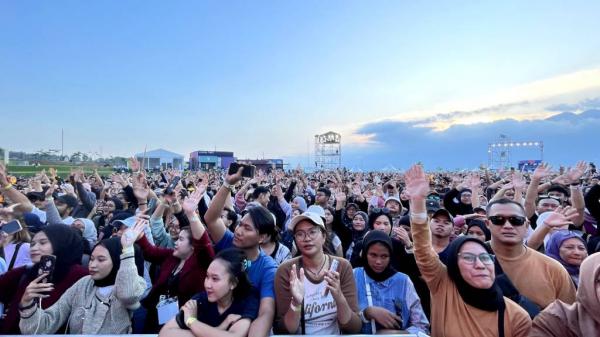 Penonton Setia Band Membludak di LMAC 2024