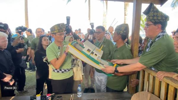 Sandiaga Uno lihat produk UMKM di Natuna