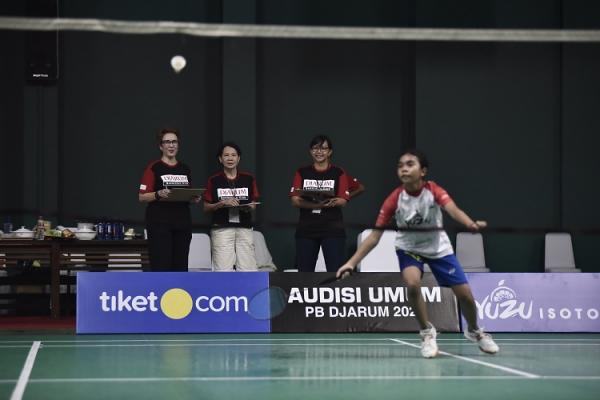 Audisi Umum PB Djarum diharapkan melahirkan talent Audisi Umum PB Djarum diharapkan melahirkan talenta-talenta muda yang bisa mendongkrak prestasi bulu tangkis Indonesia di level internasional. (Foto: PB Djarum)
