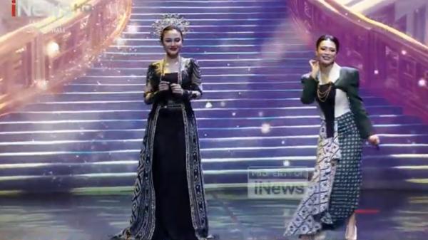 Duet Maut Wika Salim dan Arlida Putri Sukses Guncang Panggung PEMIMPIN DAERAH AWARDS 2024