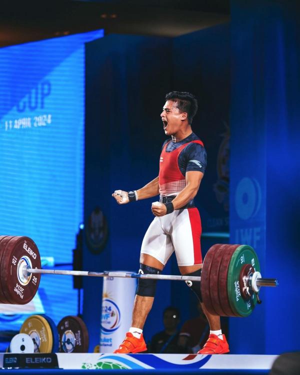 Ekspresi bahagia Rizki Juniansyah