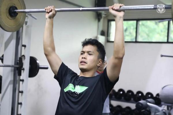 Anthony Sinisuka Ginting melakukan persiapan jelang Japan Open 2024. (Foto: Instagram @badminton.ina)