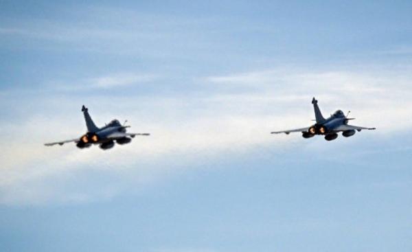 2 Jet Tempur Rafale Angkatan Udara Prancis Tabrakan di Udara