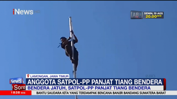 Bendera Jatuh, Satpol PP di Lamongan Panjat Tiang