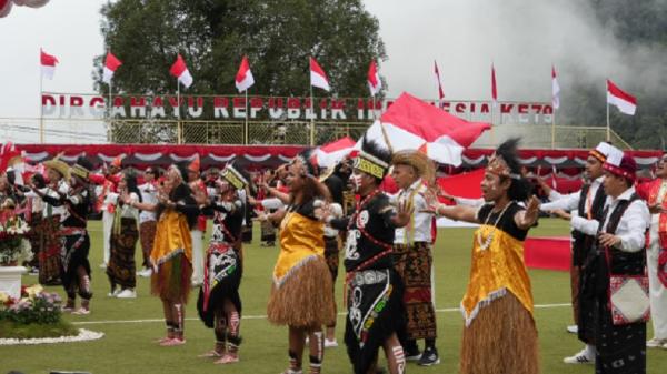 Upacara bendera perayaan HUT ke-79 RI digelar PT Freeport Indonesia di Tembagapura, Papua Tengah, Sabtu (17/8/2024). (Foto: Zen Teguh Tri Wibowo).