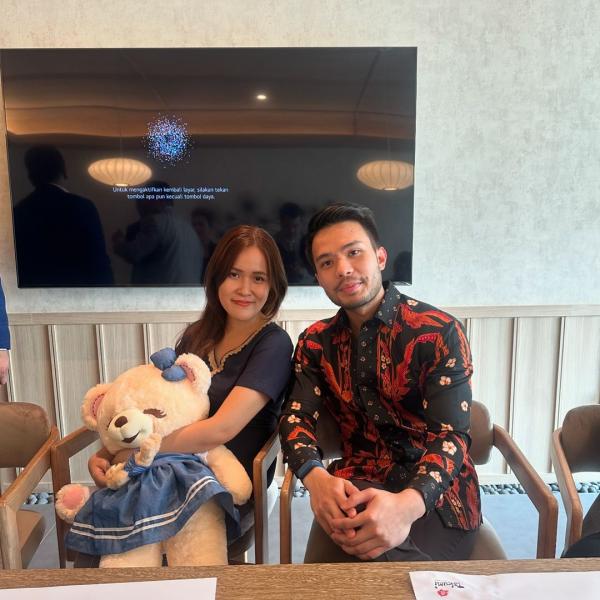 Yakup dan Jess Yakup dan Jessica Wongso