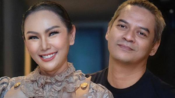 Kalina dan kekasihnya, Jimmo Putra Petir